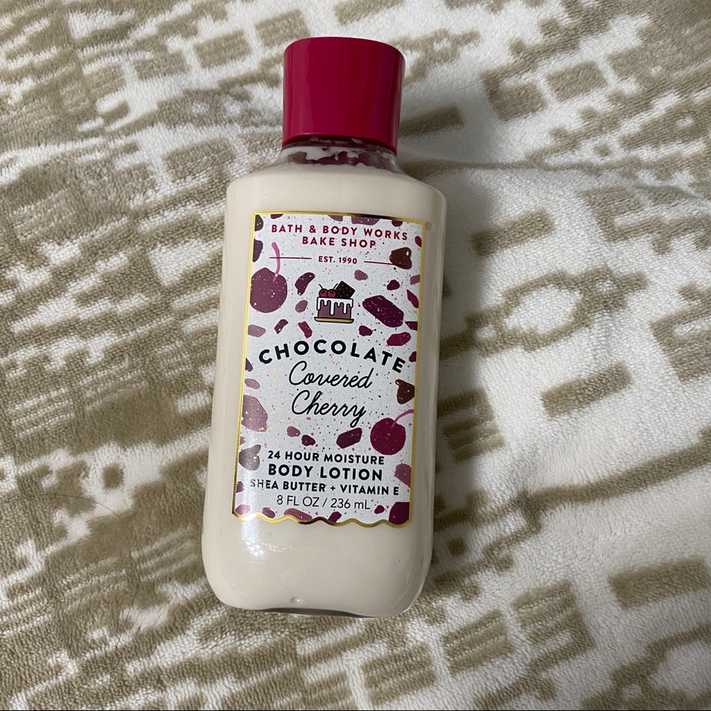 Bath & Body Works Chocolate Covered Cherry Body Lotion